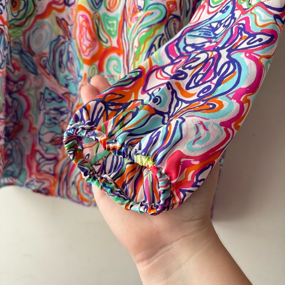 Lilly Pulitzer | 100% Silk Elsa Top in What A Catch Print - Picture 6 of 12